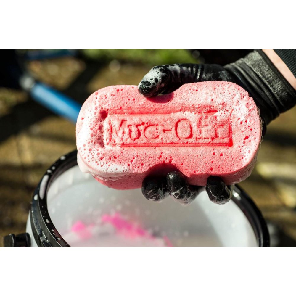 Muc-Off Expanding Pink Sponge