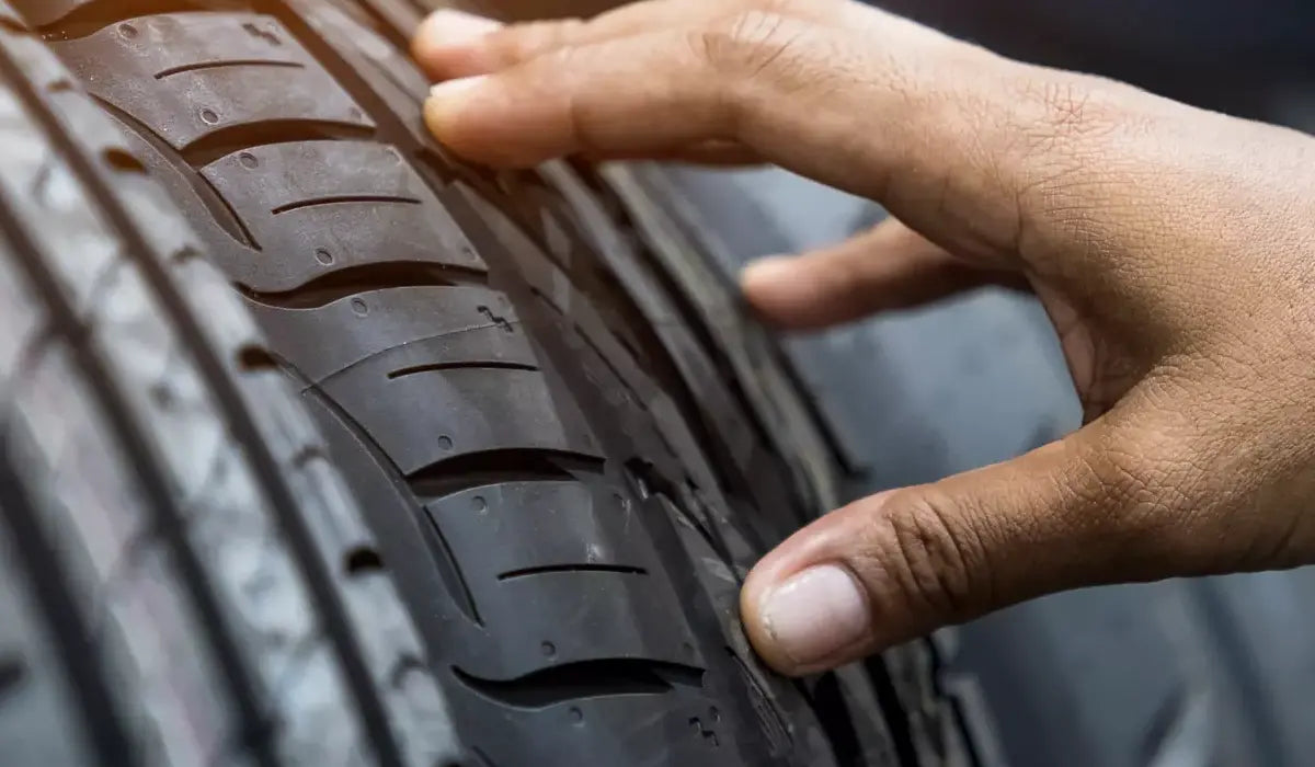 OSRAM TYREseal Kit inkl. Kompressor, Däcktätningsmedel & Väska