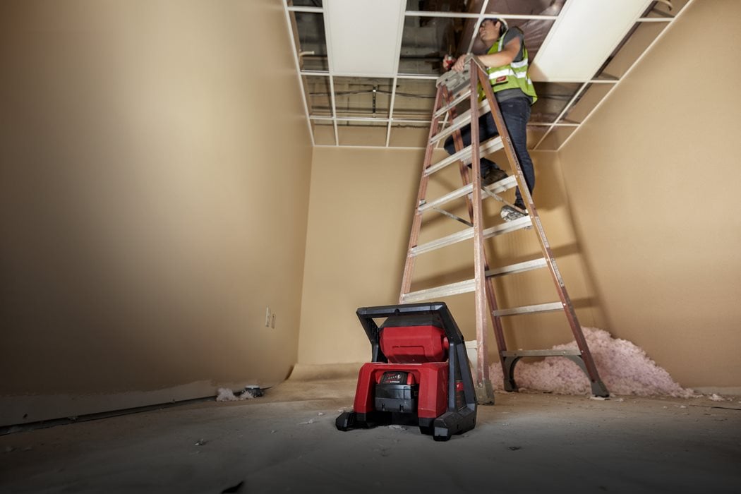 Områdesbelysning Milwaukee M18™ High Output™ Områdesbelysning HOAL-0