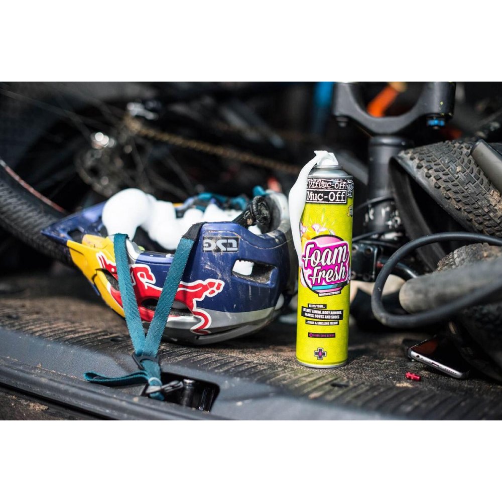 Muc-Off Helmet Foam Fresh, 400ml