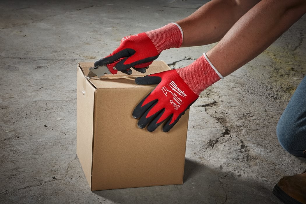 Montagehandskar Milwaukee nitrildoppade, Skärskydd Cut Level 1/A